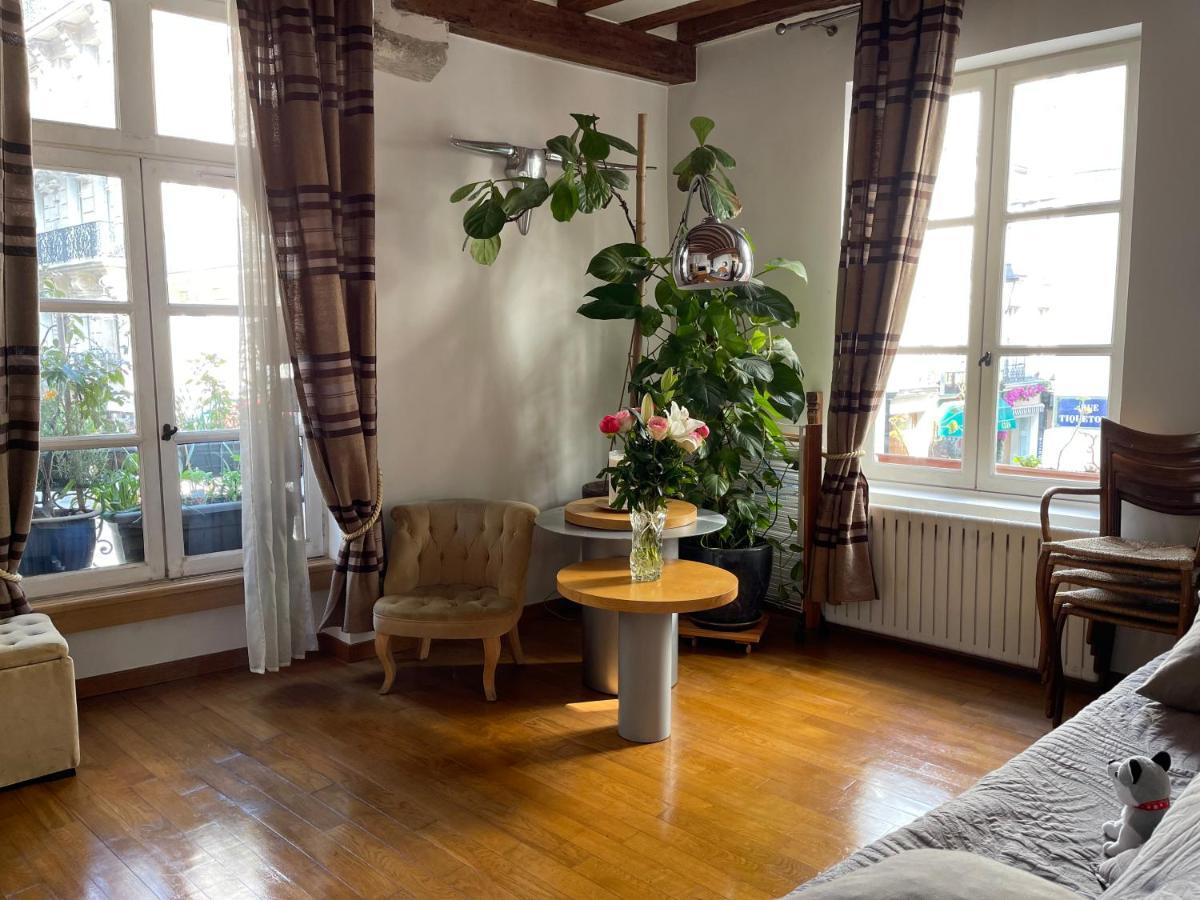 Quartier Montorgueil, Voie Pietonne, Dans Un Immeuble Du Xveme Apartment Paris Exterior foto