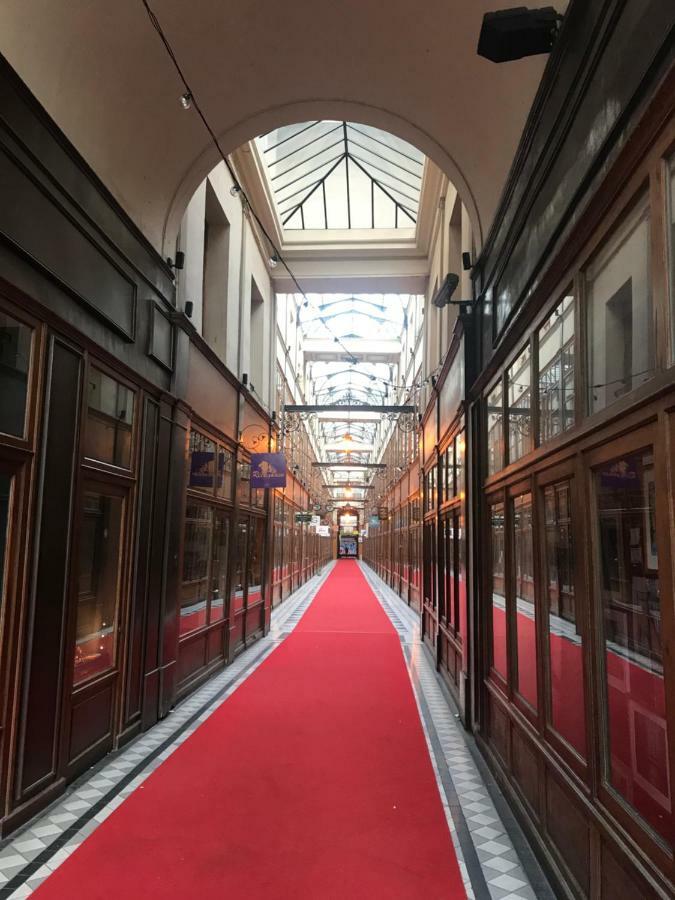 Quartier Montorgueil, Voie Pietonne, Dans Un Immeuble Du Xveme Apartment Paris Exterior foto